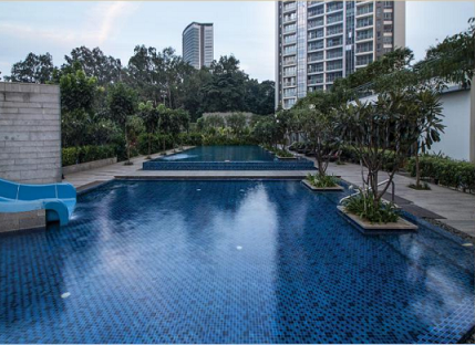 Elanor Thane Swimming Pool